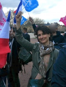 Avec le peuple
